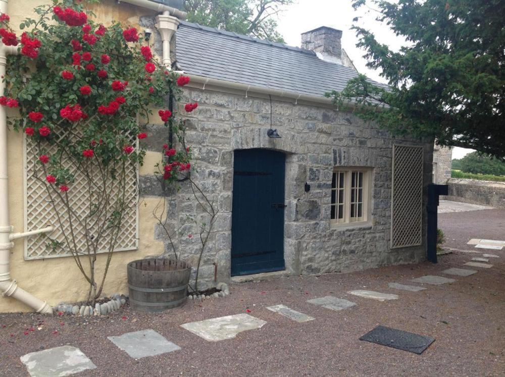 Gileston Manor-Self Catering Lägenhet Saint Athans Exteriör bild