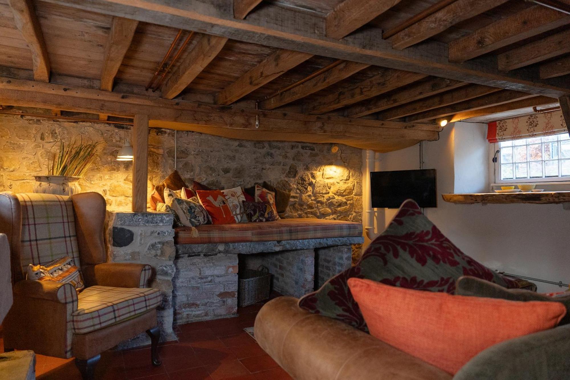 Gileston Manor-Self Catering Lägenhet Saint Athans Exteriör bild