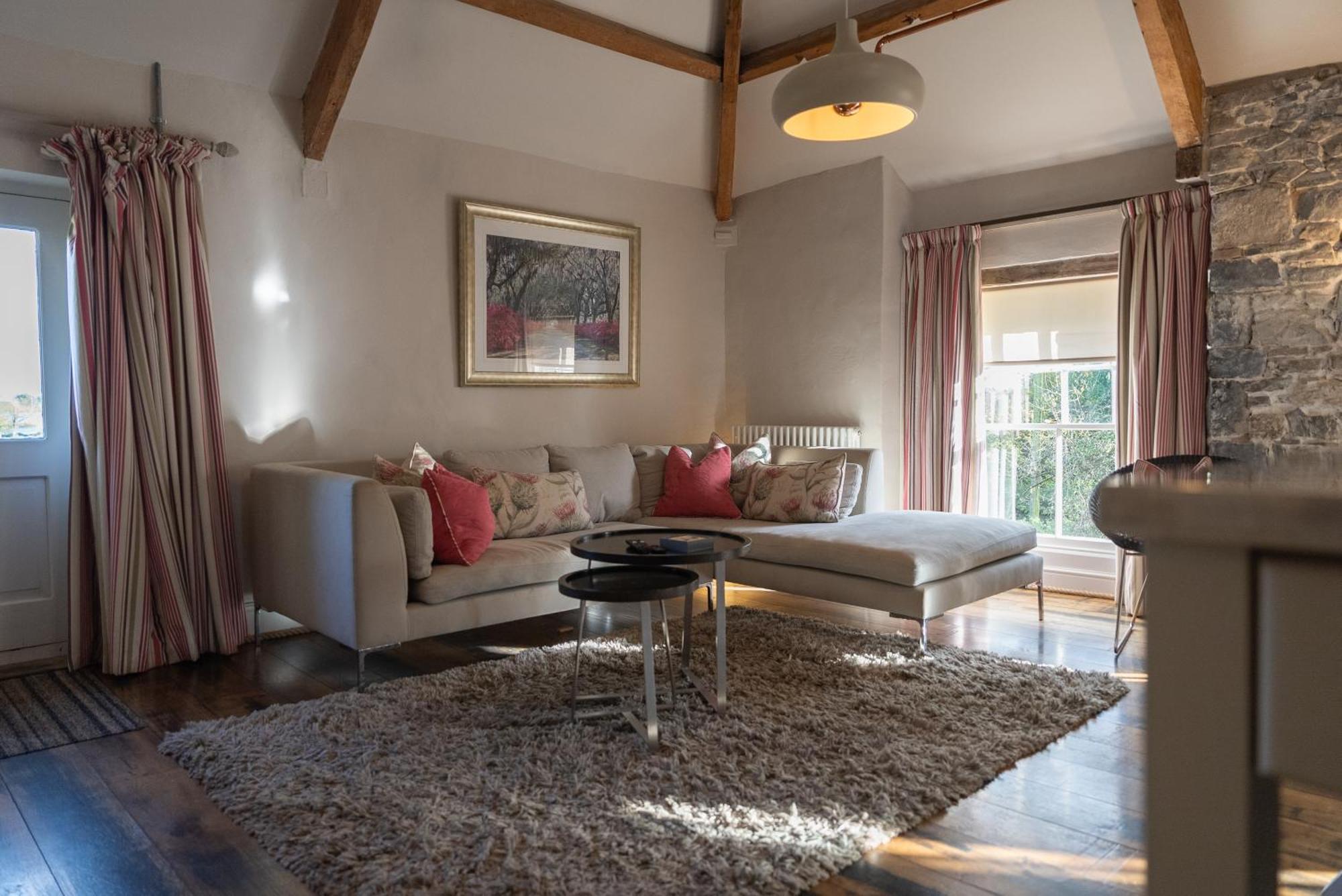 Gileston Manor-Self Catering Lägenhet Saint Athans Exteriör bild